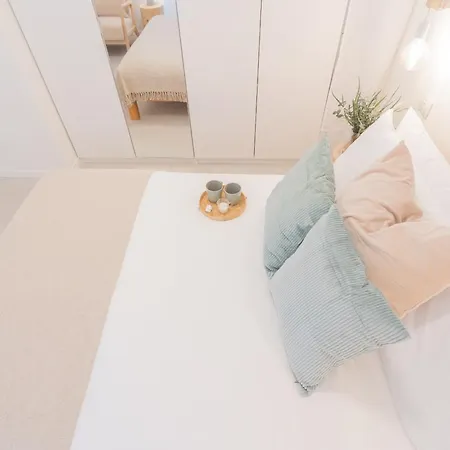 Apartment Enchanted - 2 By Rent Como
